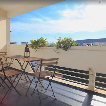Apartment T1 Bis - - Lr130-b56 *